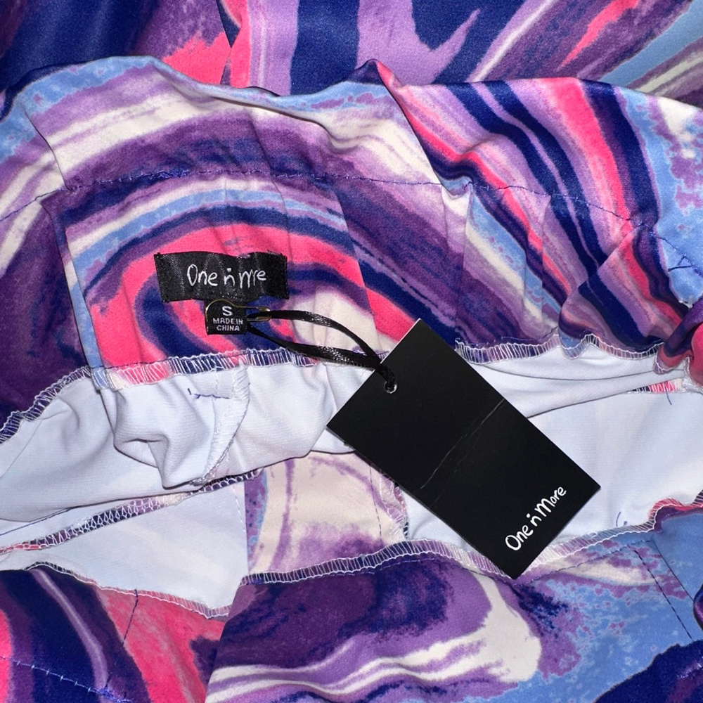 One N More Psychedelic Ruffle Paperbag Women's Shorts Pink Purple S Belted NWT - Picture 4 of 12